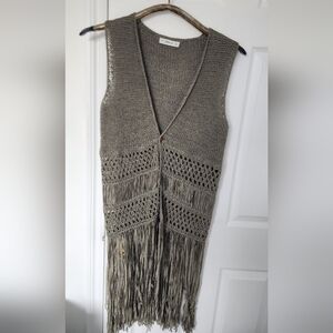 Zara Medium Fringed Knit Vest - Olive Green